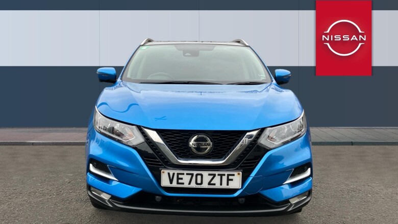 Nissan Qashqai 1.3 DiG-T N-Connecta 5dr [Glass Roof Pack] Petrol Hatchback